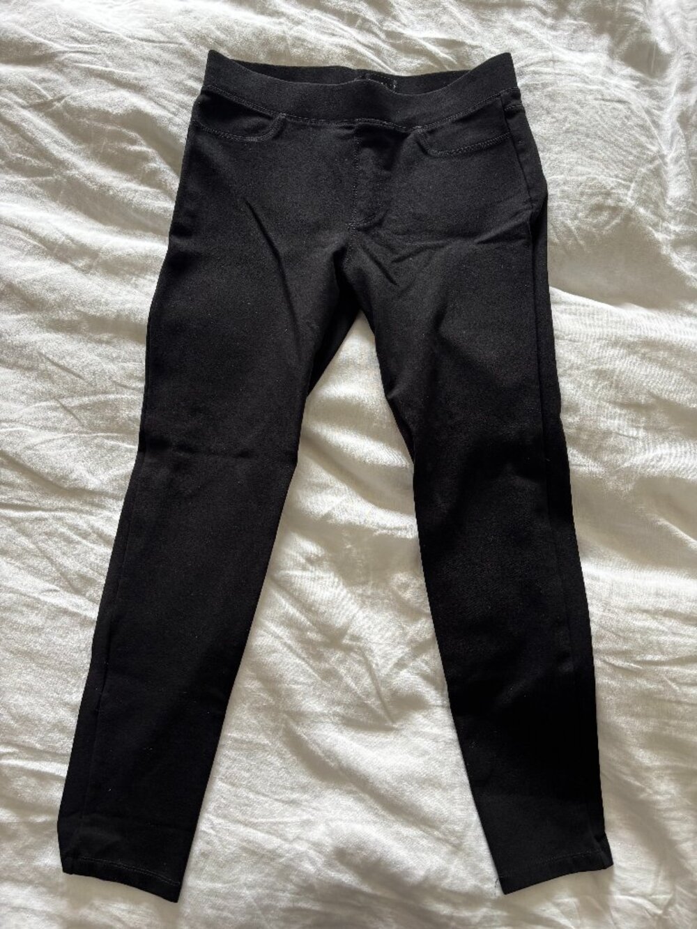 Black Sanctuary Runway Leggings (size Medium)